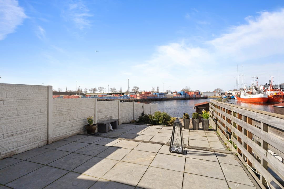 Foto 13 van Pluto 53