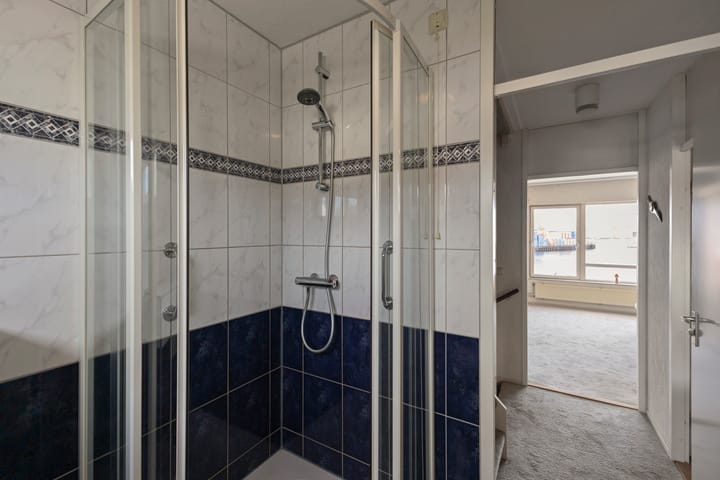 Foto 19 van Pluto 53