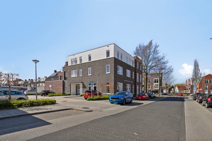 Foto 37 van Wilhelminalaan 2-J