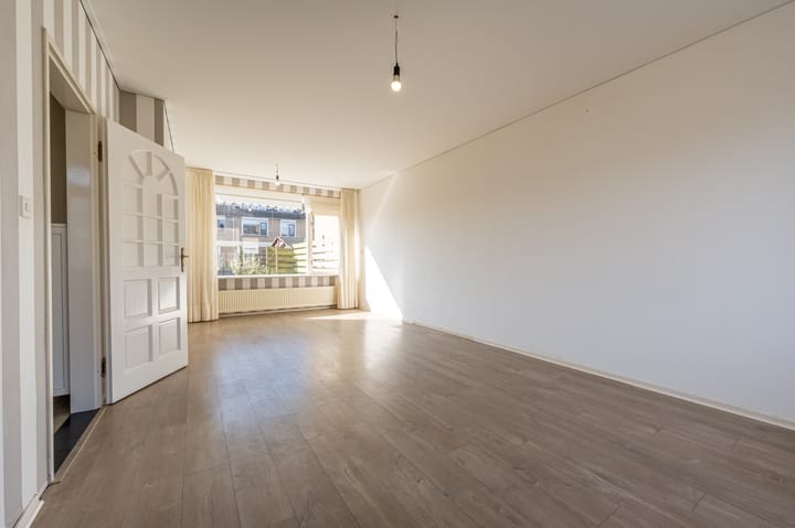 Foto 8 van Irisstraat 11