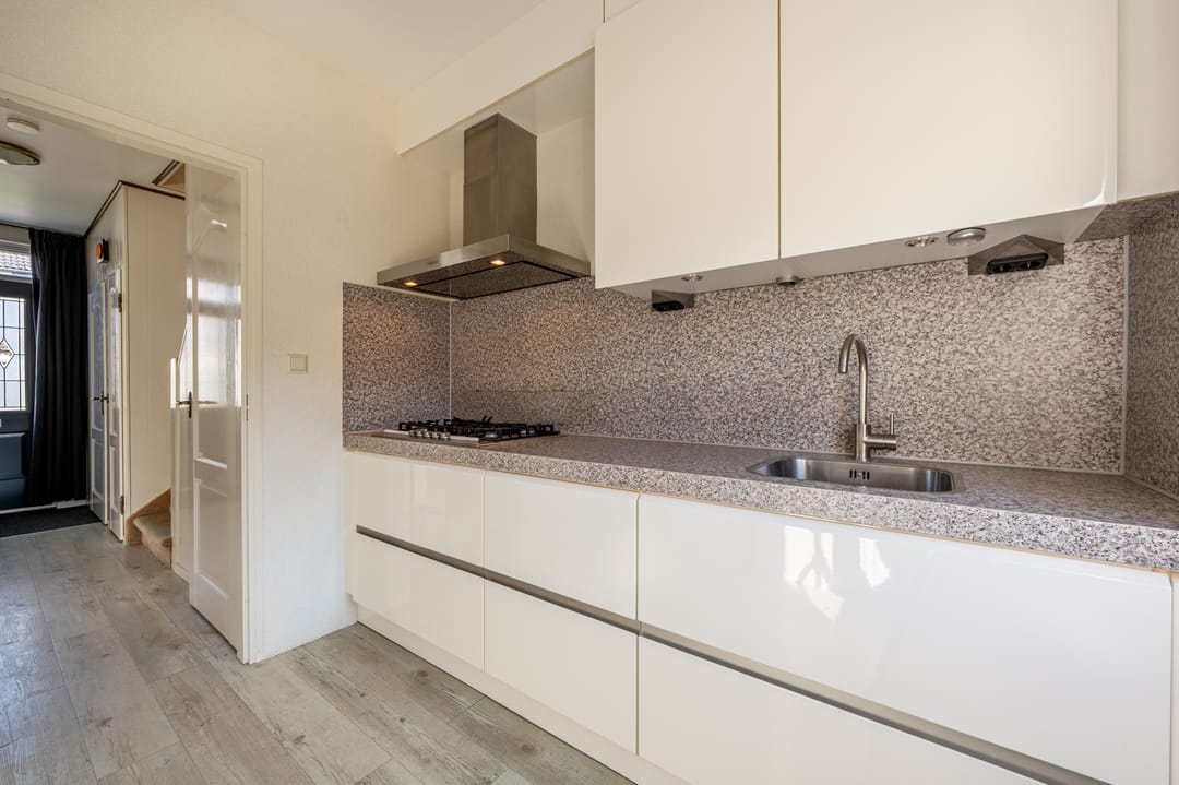 Photo 13 of Irisstraat 11