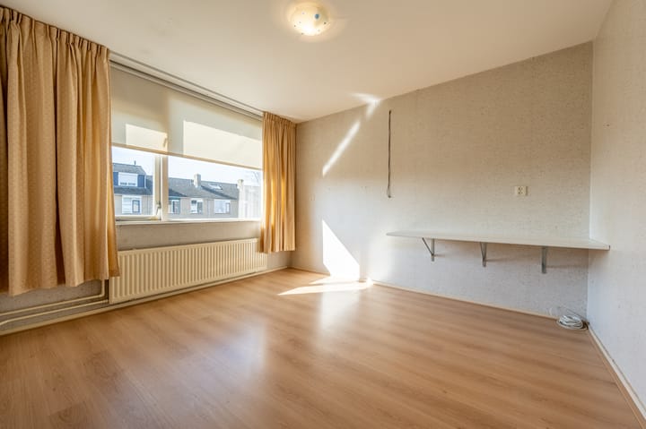 Foto 16 van Irisstraat 11