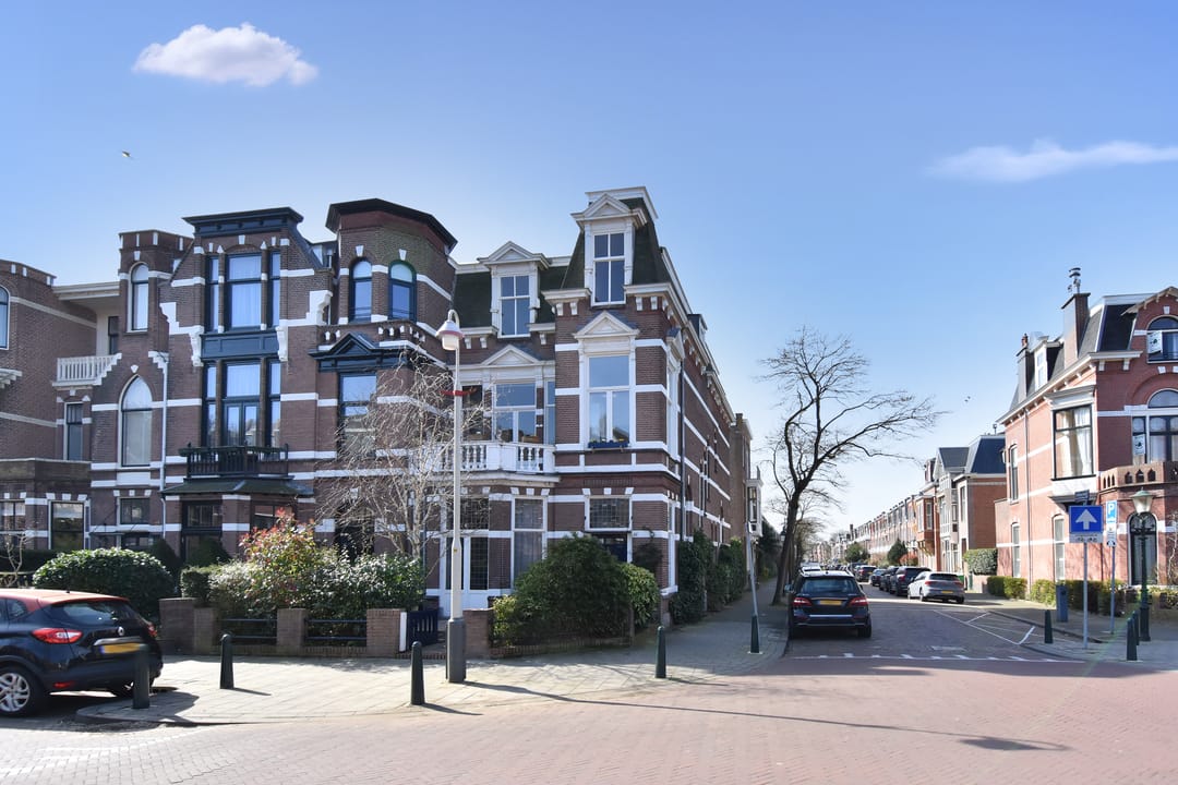 Foto 2 van Johan van Oldenbarneveltlaan 46-B