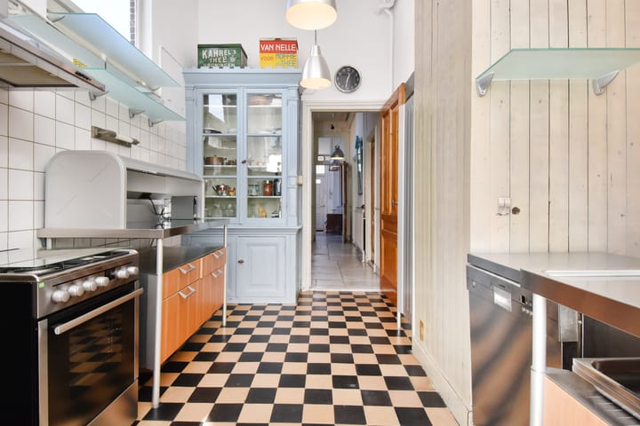 Foto 23 van Johan van Oldenbarneveltlaan 46-B