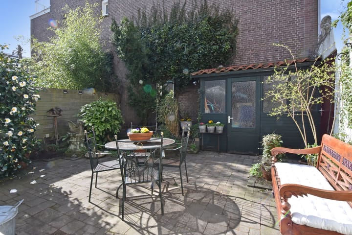 Foto 24 van Johan van Oldenbarneveltlaan 46-B