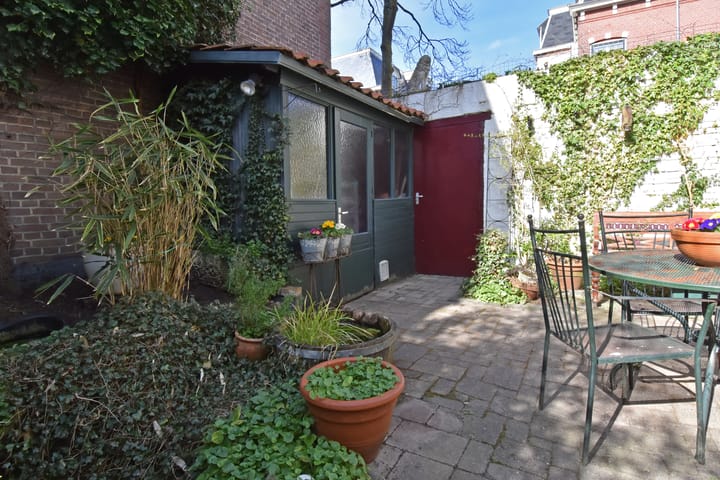 Foto 25 van Johan van Oldenbarneveltlaan 46-B