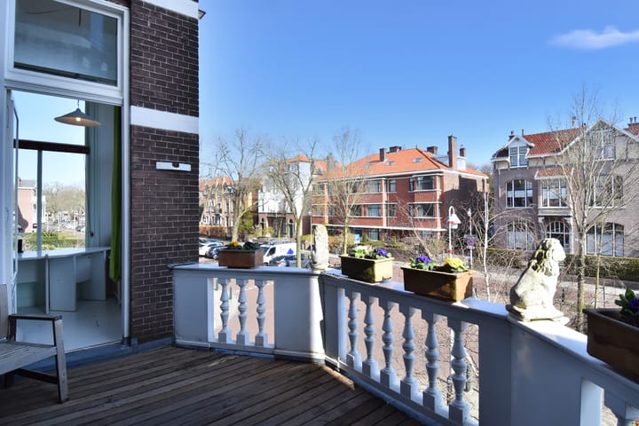 Foto 39 van Johan van Oldenbarneveltlaan 46-B