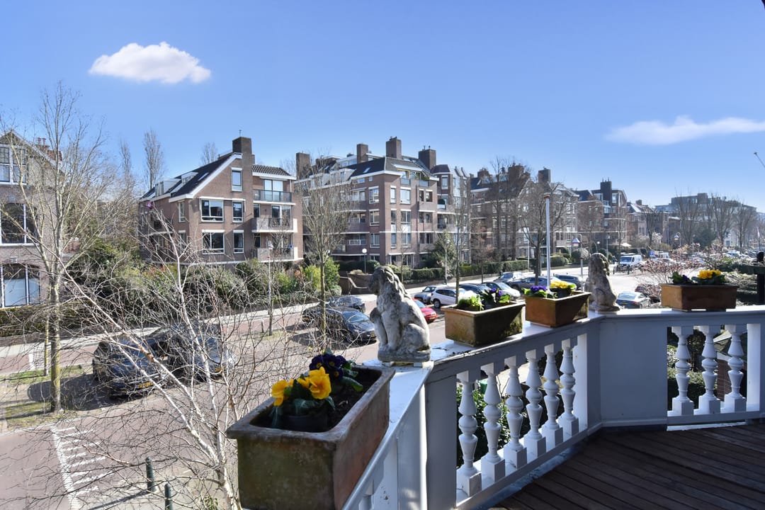 Foto 41 van Johan van Oldenbarneveltlaan 46-B