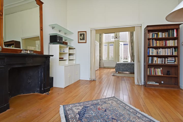 Foto 42 van Johan van Oldenbarneveltlaan 46-B