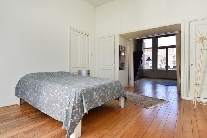 Foto 45 van Johan van Oldenbarneveltlaan 46-B