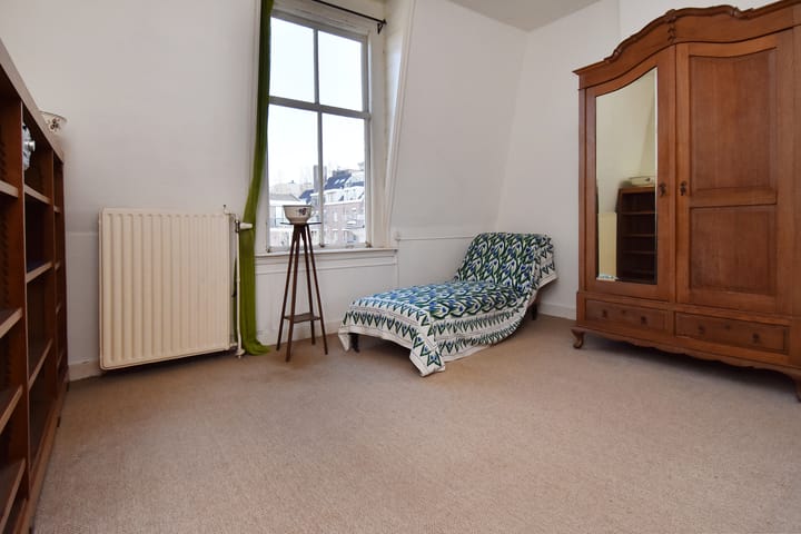 Foto 58 van Johan van Oldenbarneveltlaan 46-B