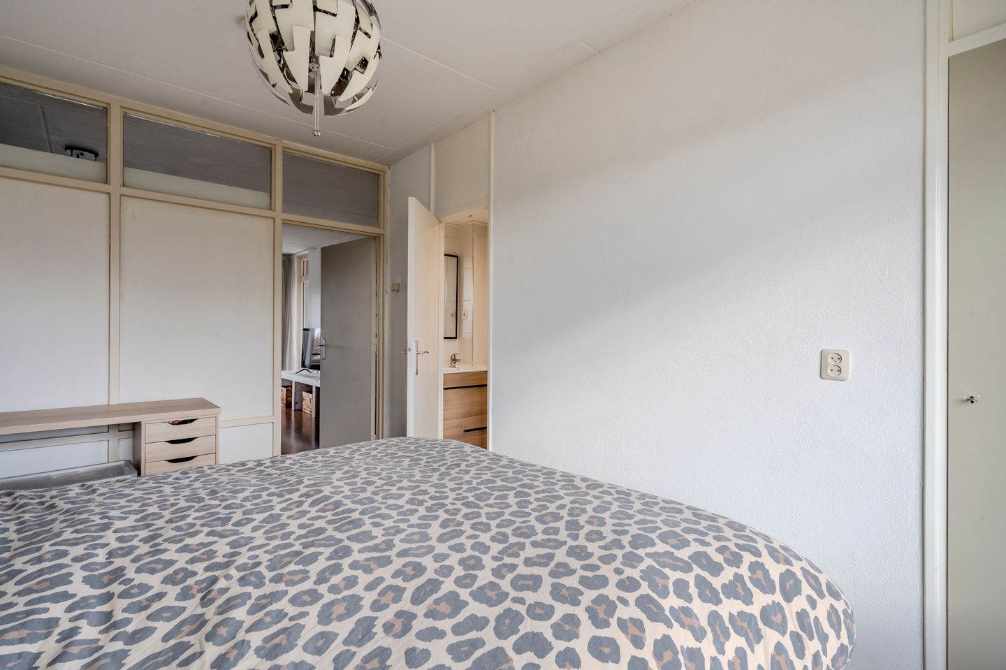 Foto 29 van Molenstraat 300