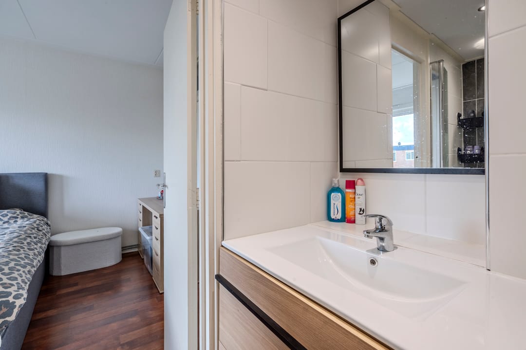 Foto 31 van Molenstraat 300