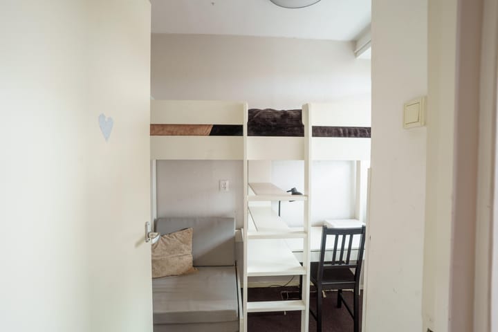 Foto 2 van Van Adrichemstraat 61