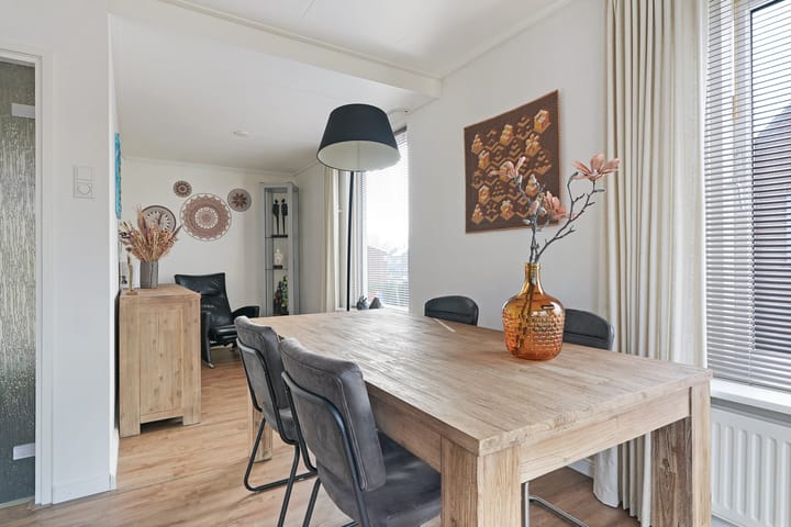 Foto 14 van Kanaalstraat 23