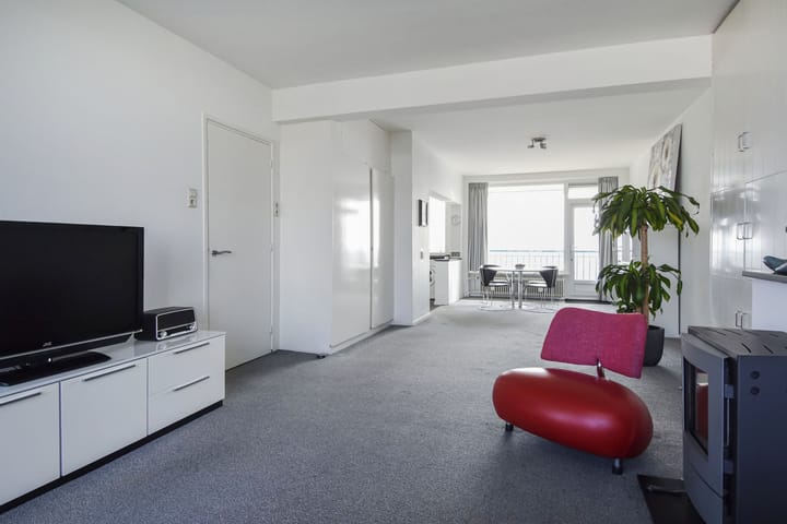 Photo 16 of Segbroeklaan 406-N