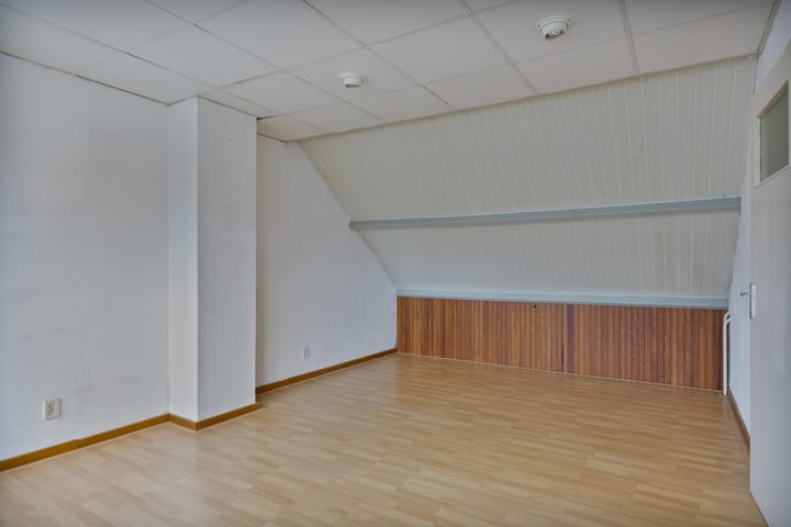 Foto 21 van Akert 72