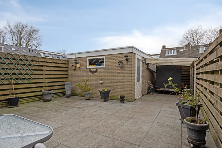 Foto 25 van Akert 72