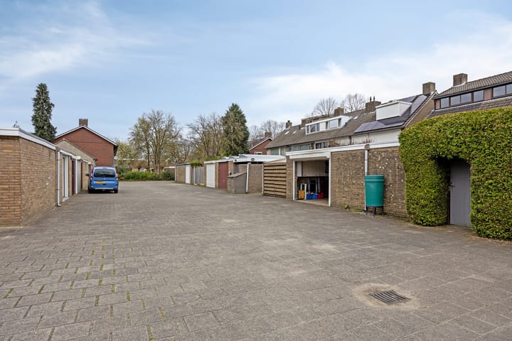 Foto 29 van Akert 72