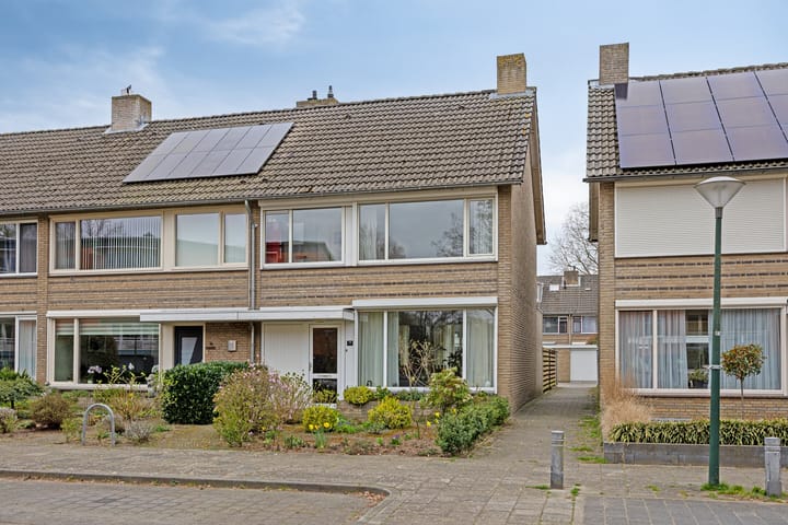 Foto 30 van Akert 72