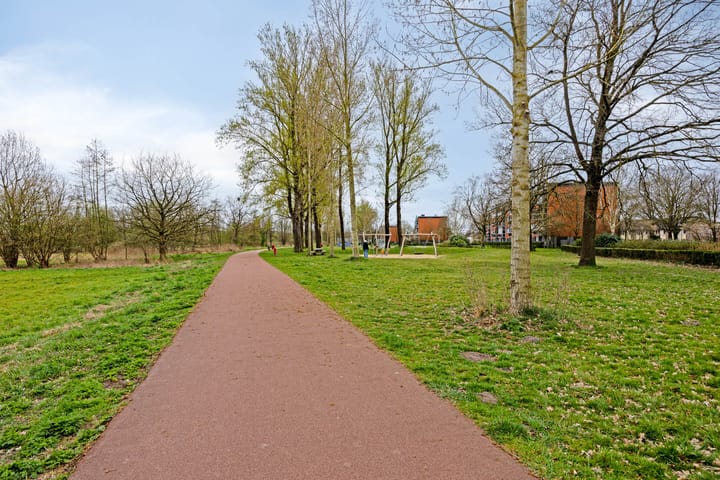 Foto 33 van Akert 72