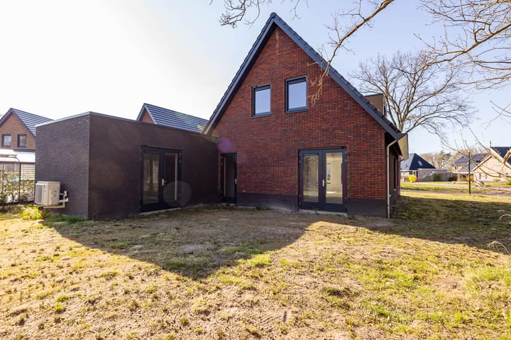 Foto 33 van Het Hooge Veld 1