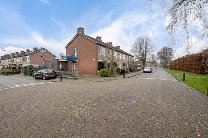 Foto 6 van Hazebroeklaan 9