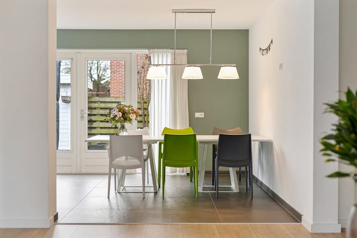 Foto 16 van Hazebroeklaan 9