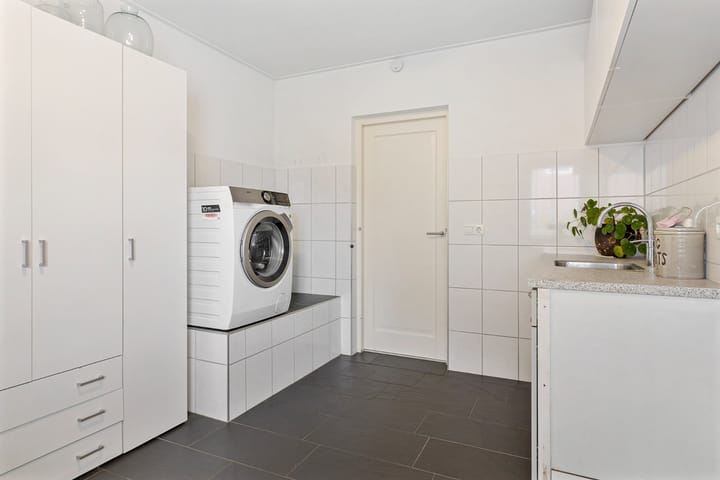 Foto 25 van Hazebroeklaan 9