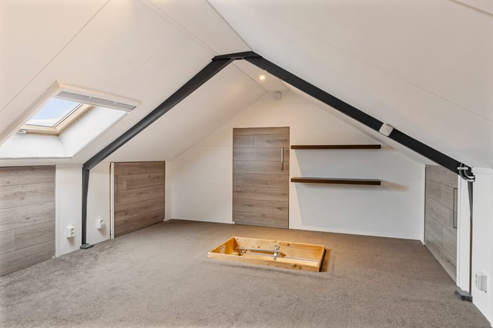 Foto 38 van Hazebroeklaan 9