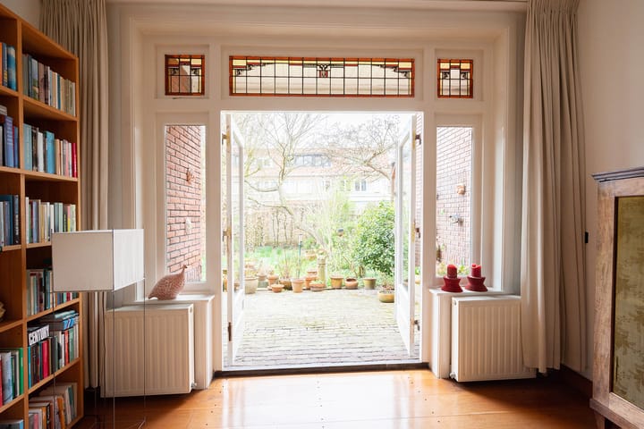 Foto 9 van Van Riebeecklaan 30