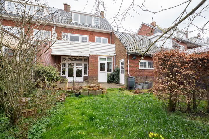 Foto 18 van Van Riebeecklaan 30