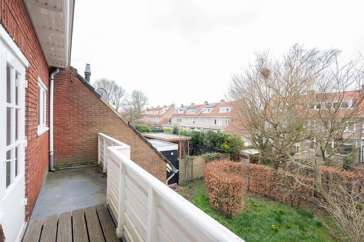 Foto 30 van Van Riebeecklaan 30