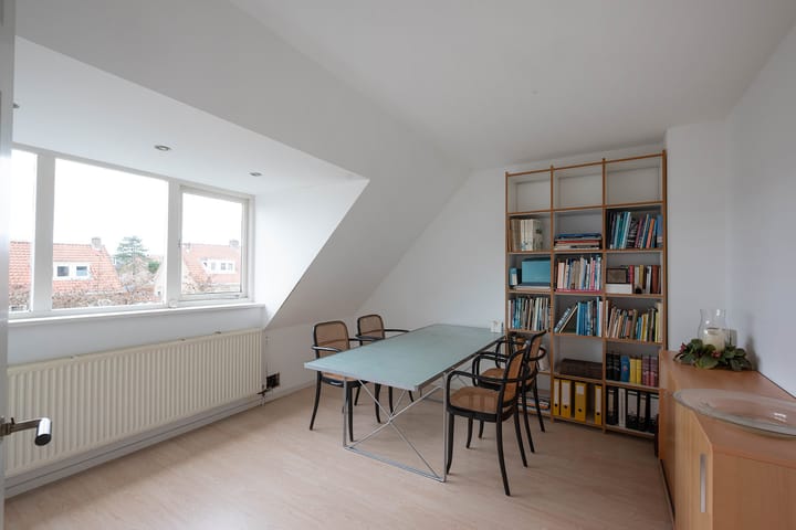 Foto 40 van Van Riebeecklaan 30