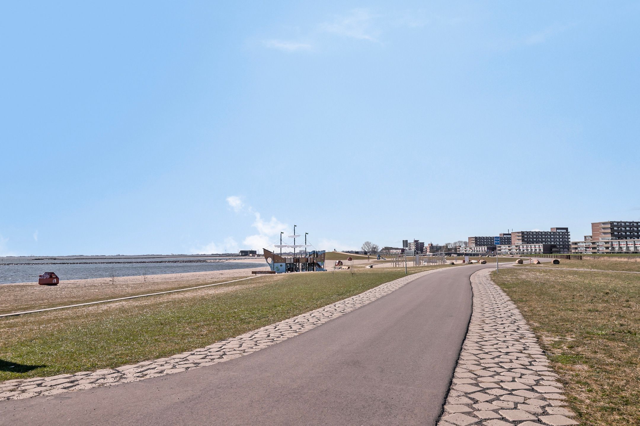 Photo 42 of Melkweg 10