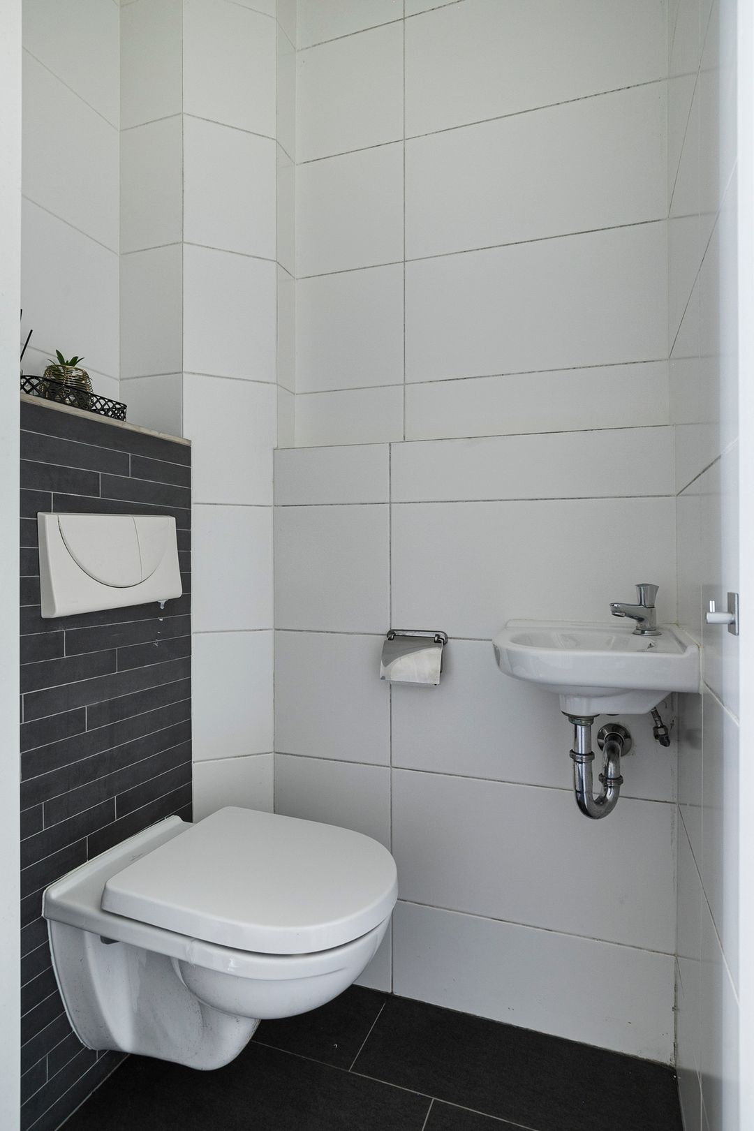 Foto 7 van Pater Dr. Loffeldstraat 9