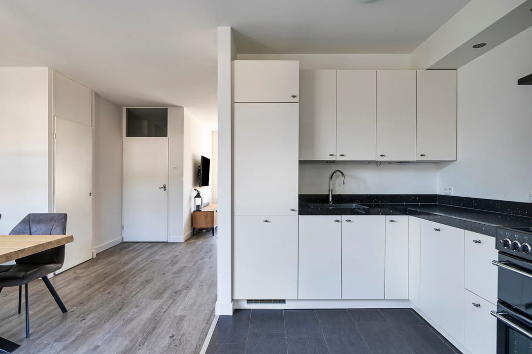 Foto 16 van Pater Dr. Loffeldstraat 9