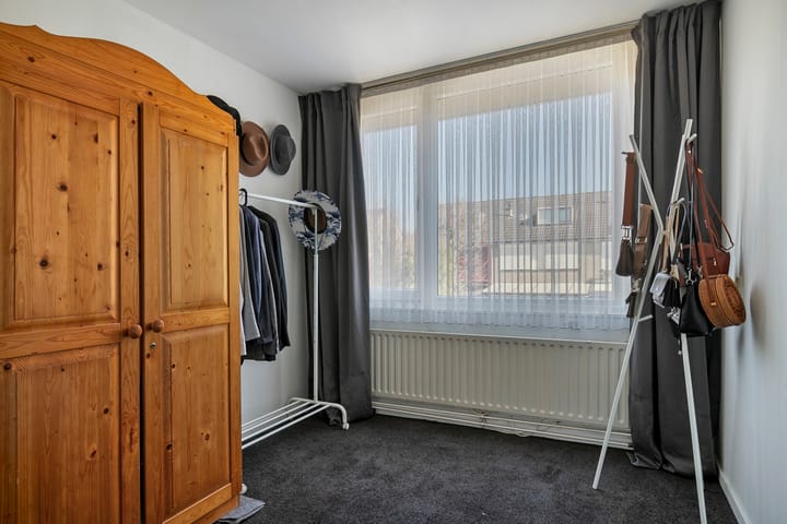 Foto 23 van Pater Dr. Loffeldstraat 9