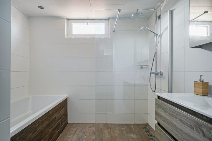 Foto 24 van Pater Dr. Loffeldstraat 9