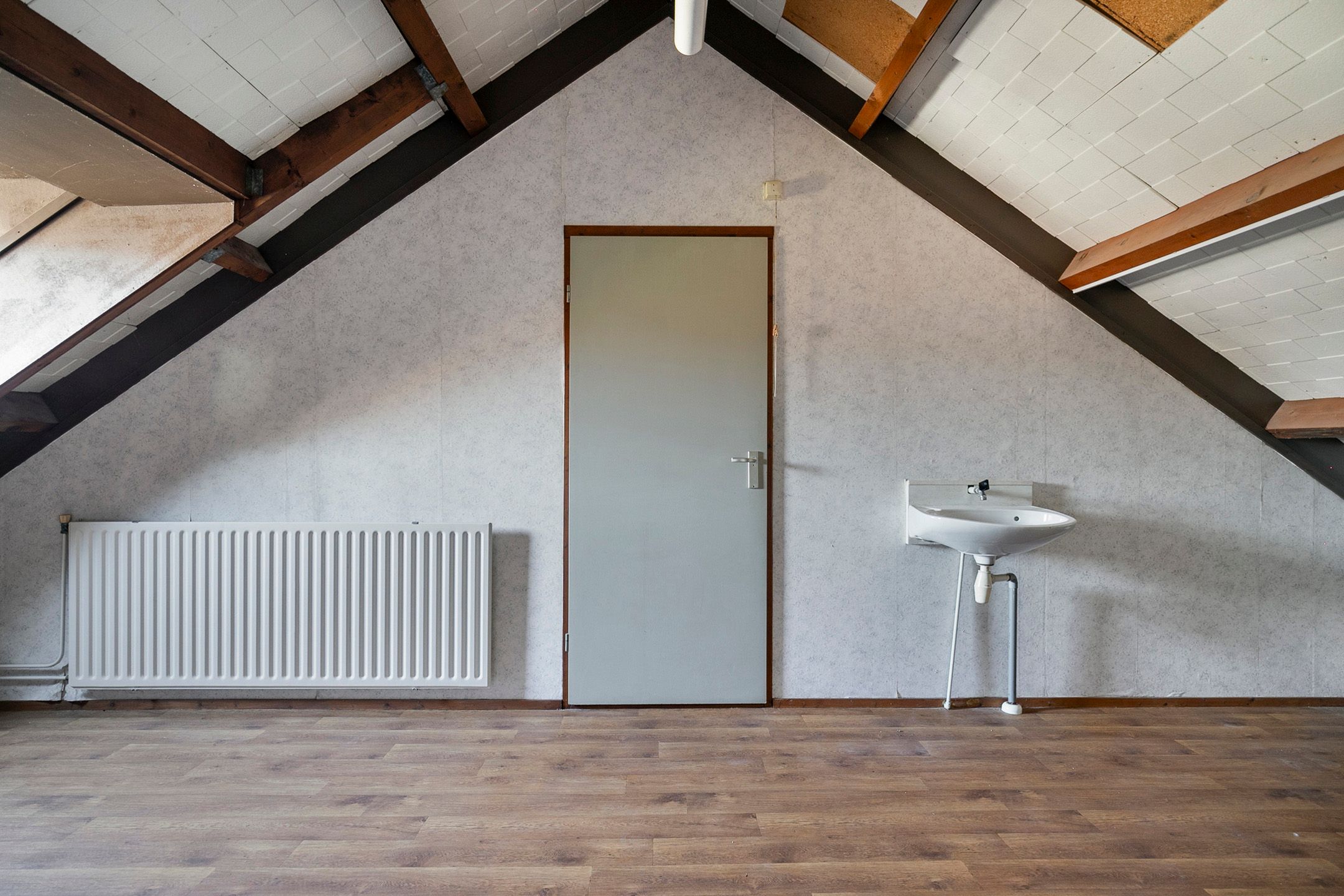 Foto 30 van Pater Dr. Loffeldstraat 9