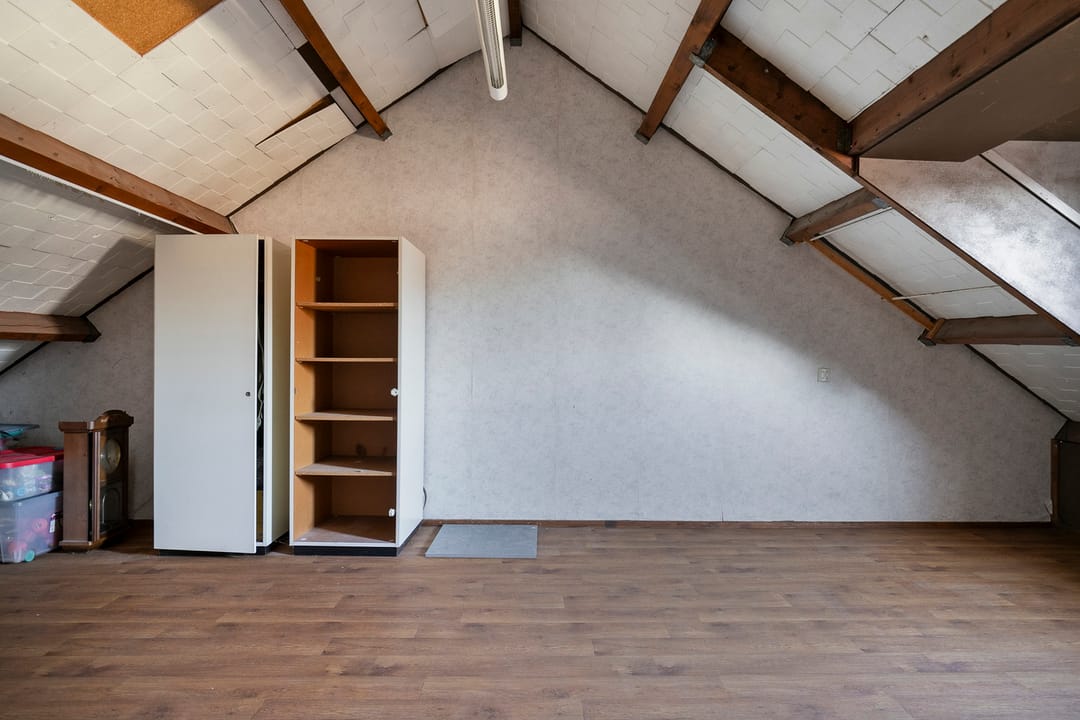 Foto 31 van Pater Dr. Loffeldstraat 9