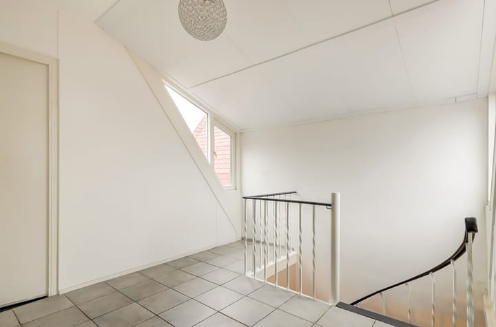 Foto 43 van Goejanverwelledijk 20-A