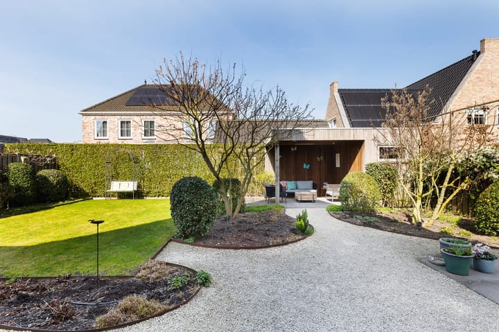 Foto 4 van Koninginnepage 21