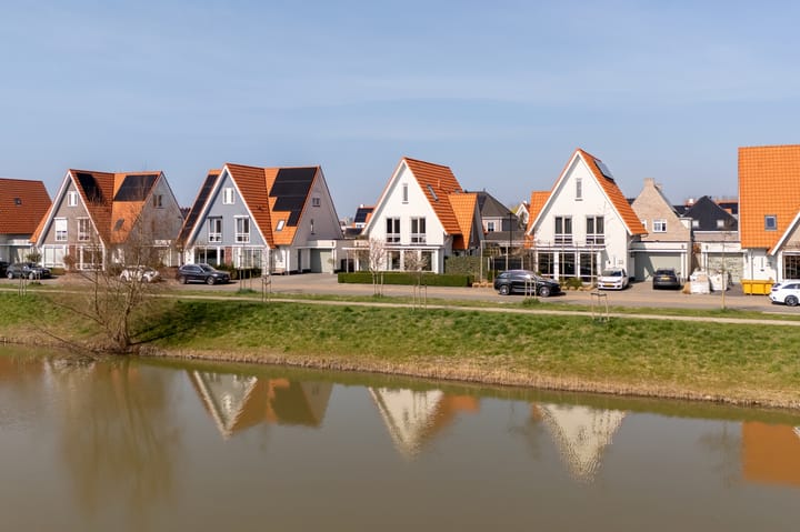 Foto 5 van Koninginnepage 21