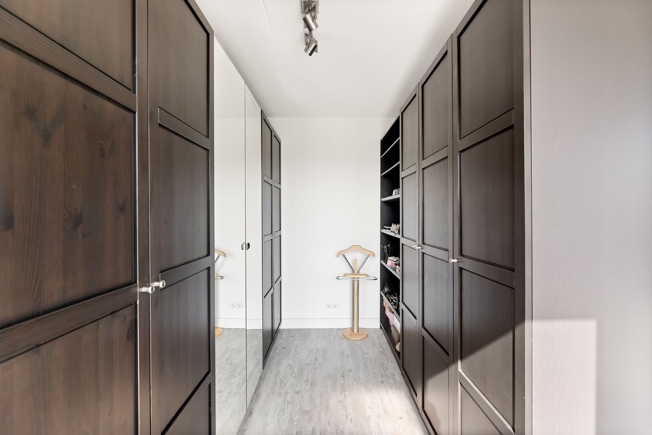 Foto 33 van Koninginnepage 21