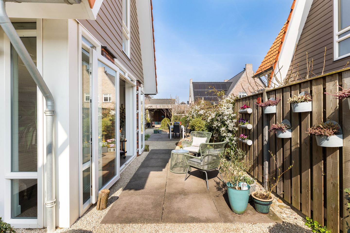 Foto 50 van Koninginnepage 21