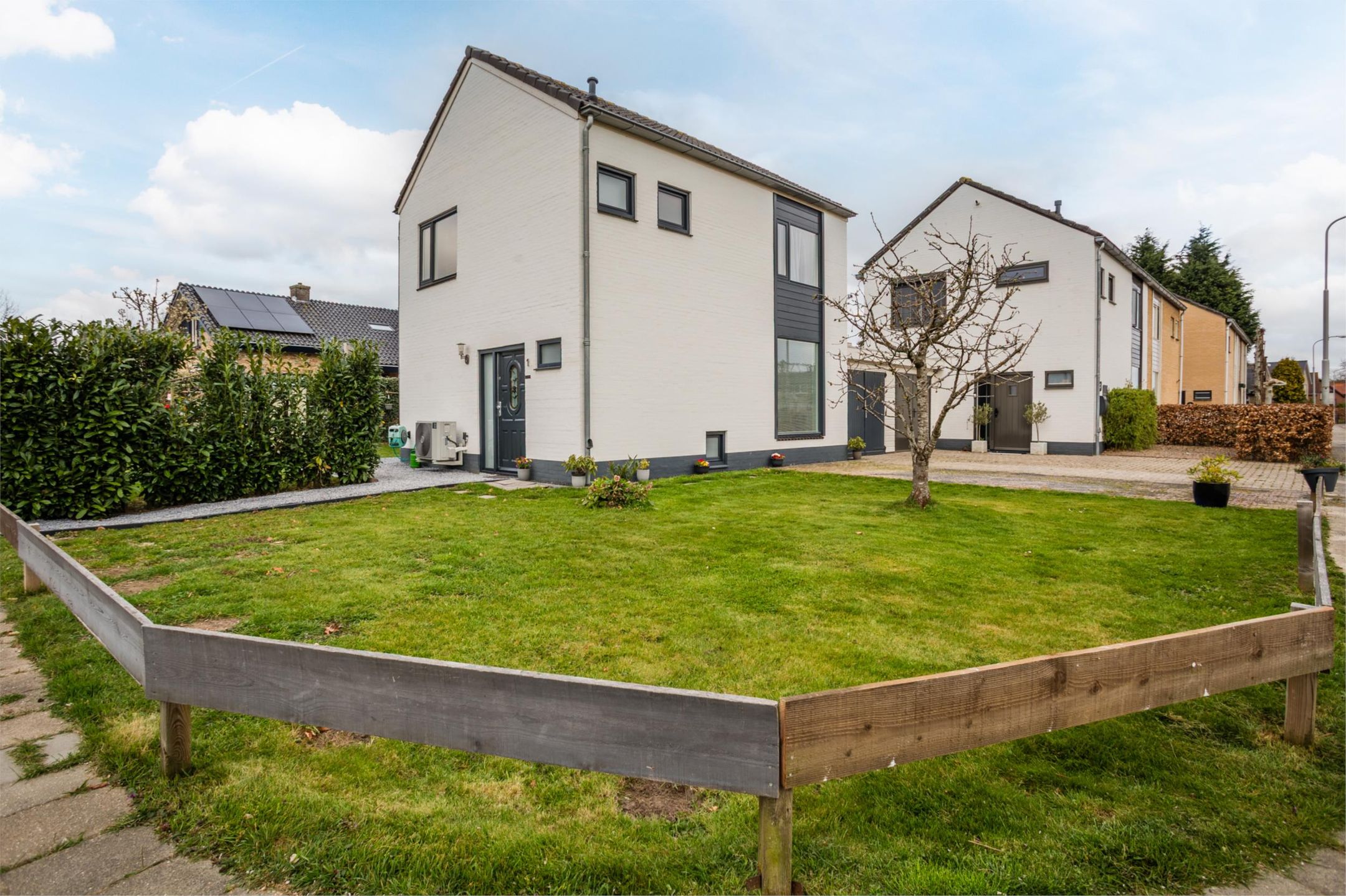 Foto 3 van Hessenbergstraat 1