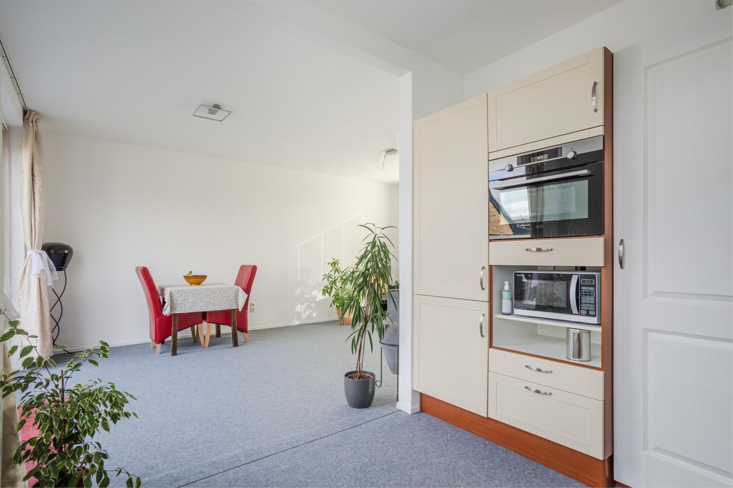 Foto 10 van Hessenbergstraat 1