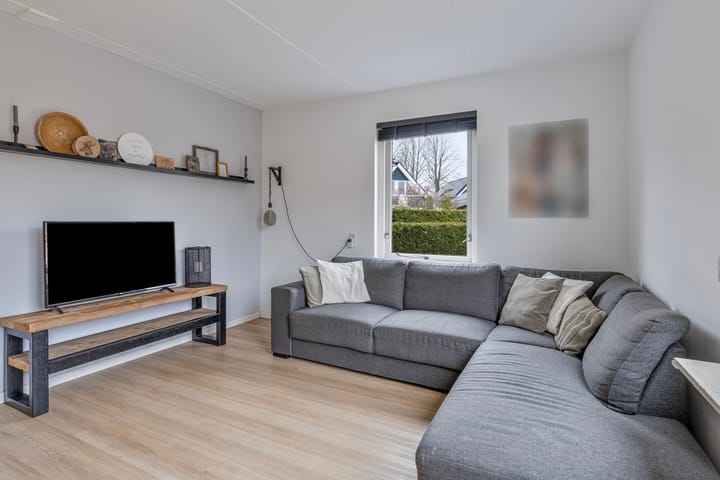 Foto 11 van Bildwei 1-B