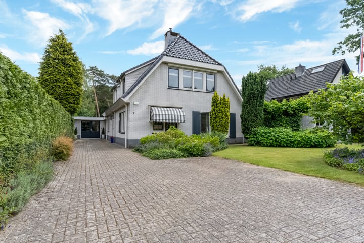 Foto 2 van Magnolialaan 7